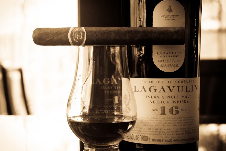 lagavulin-16-1